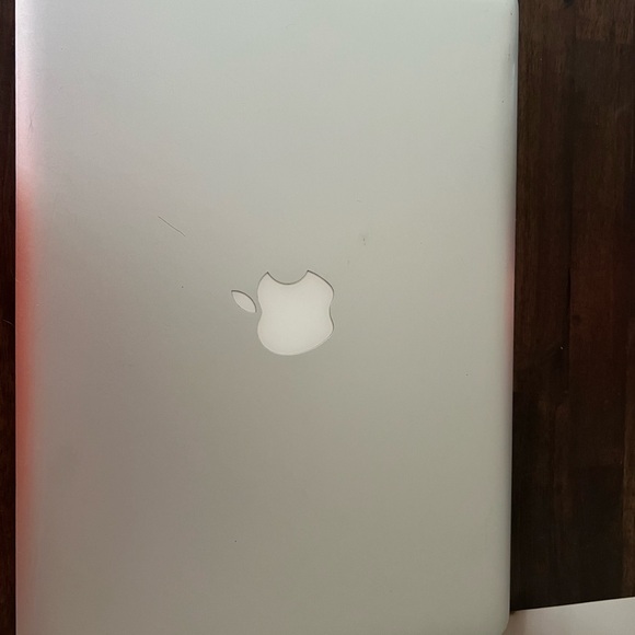 MacBook Pro Early 2012 Model - Picture 3 of 4